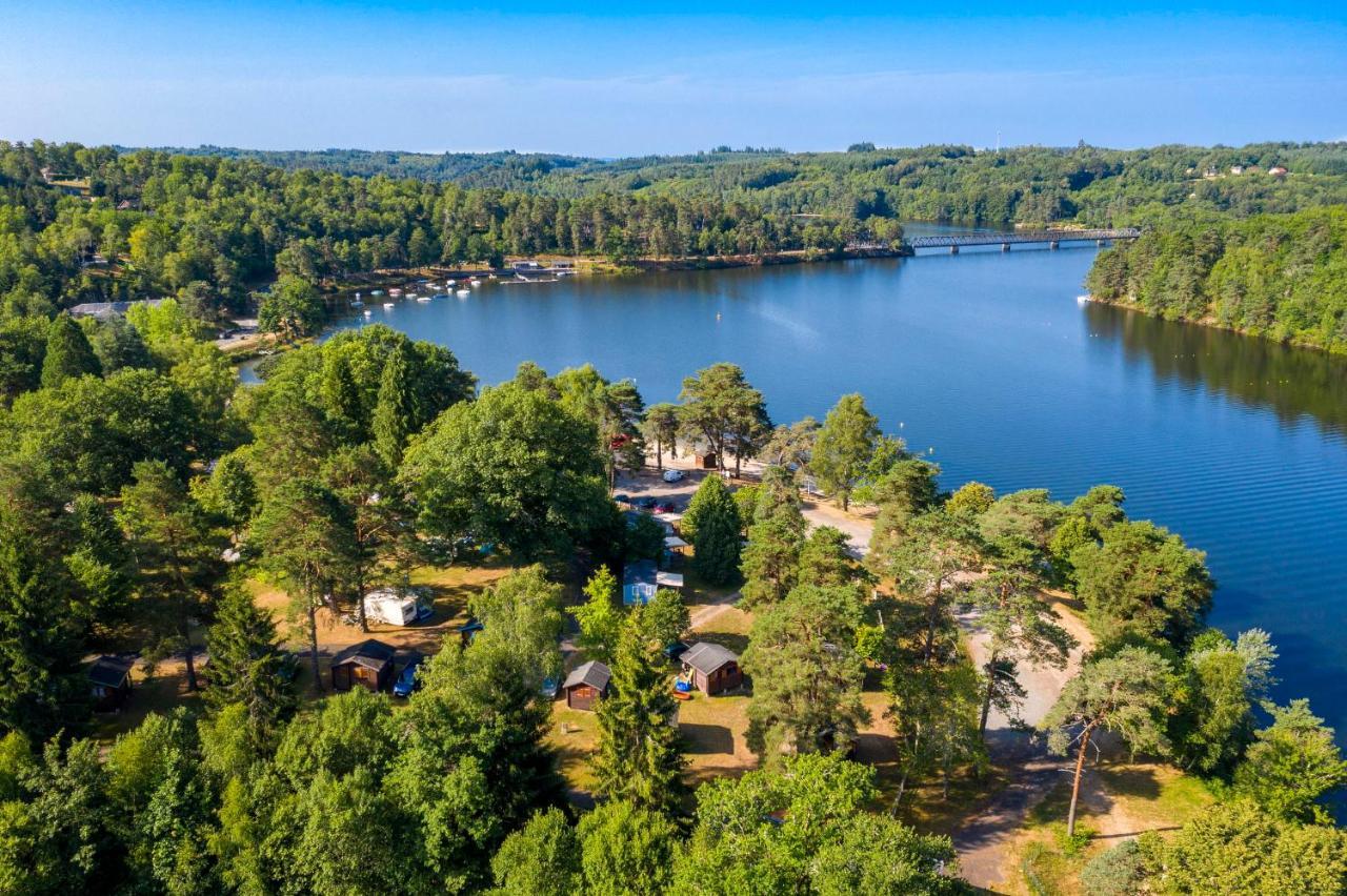 Hotel Camping Du Lac Marcillac-la-Croisille Exteriér fotografie