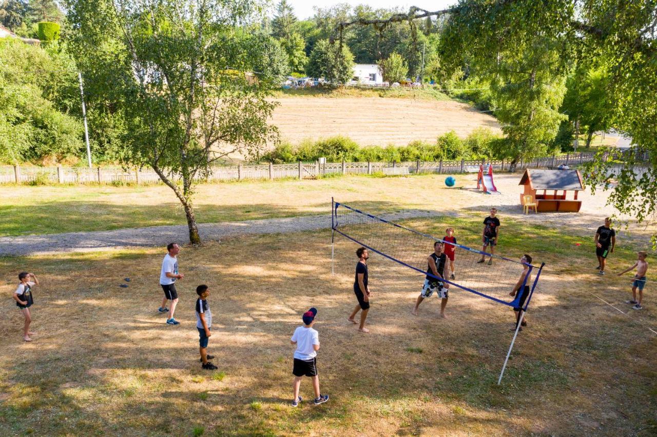 Hotel Camping Du Lac Marcillac-la-Croisille Exteriér fotografie