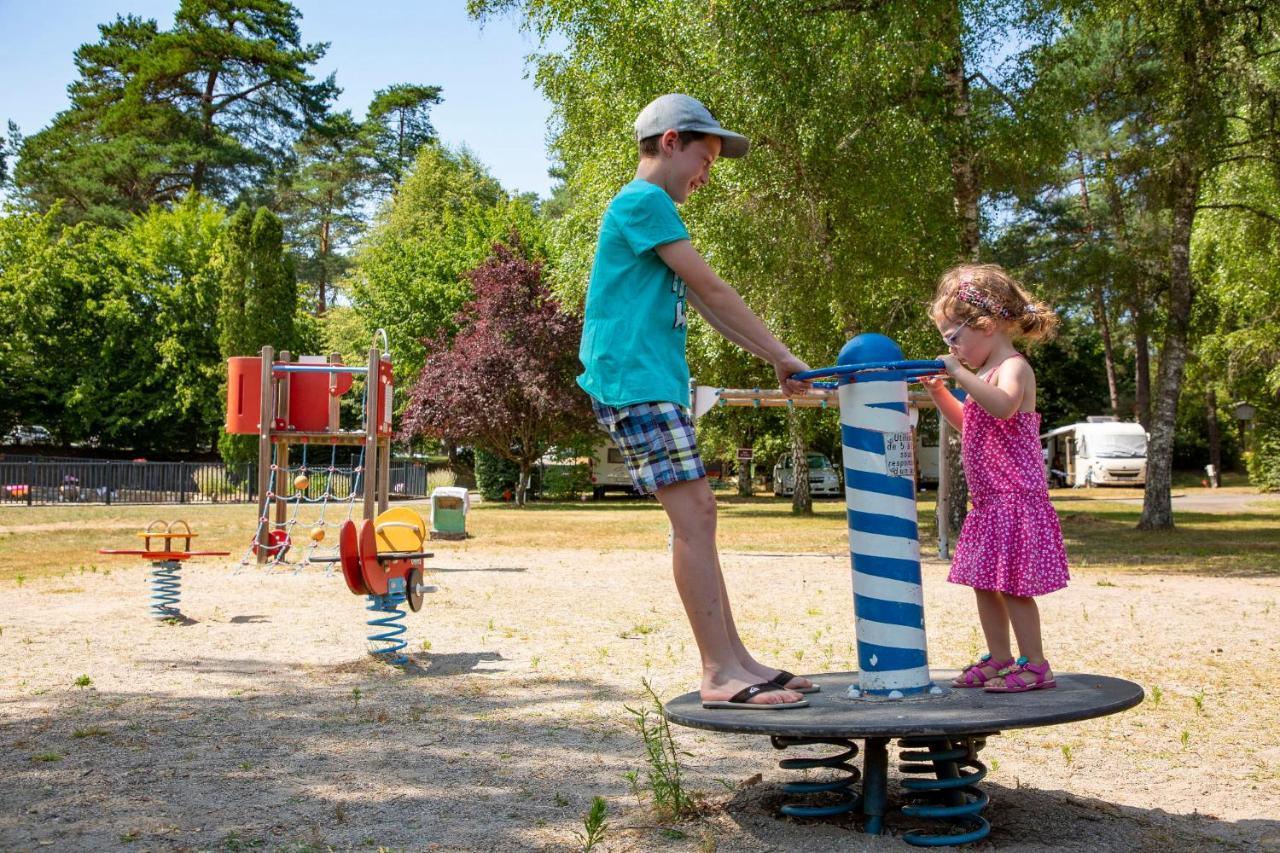 Camping Du Lac Marcillac-la-Croisille Exteriér fotografie