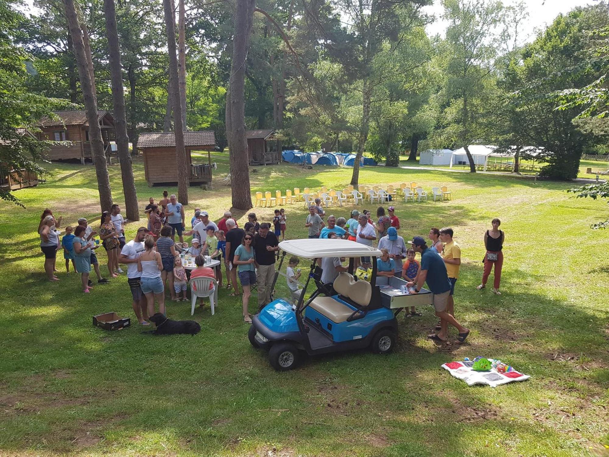 Camping Du Lac Marcillac-la-Croisille Exteriér fotografie